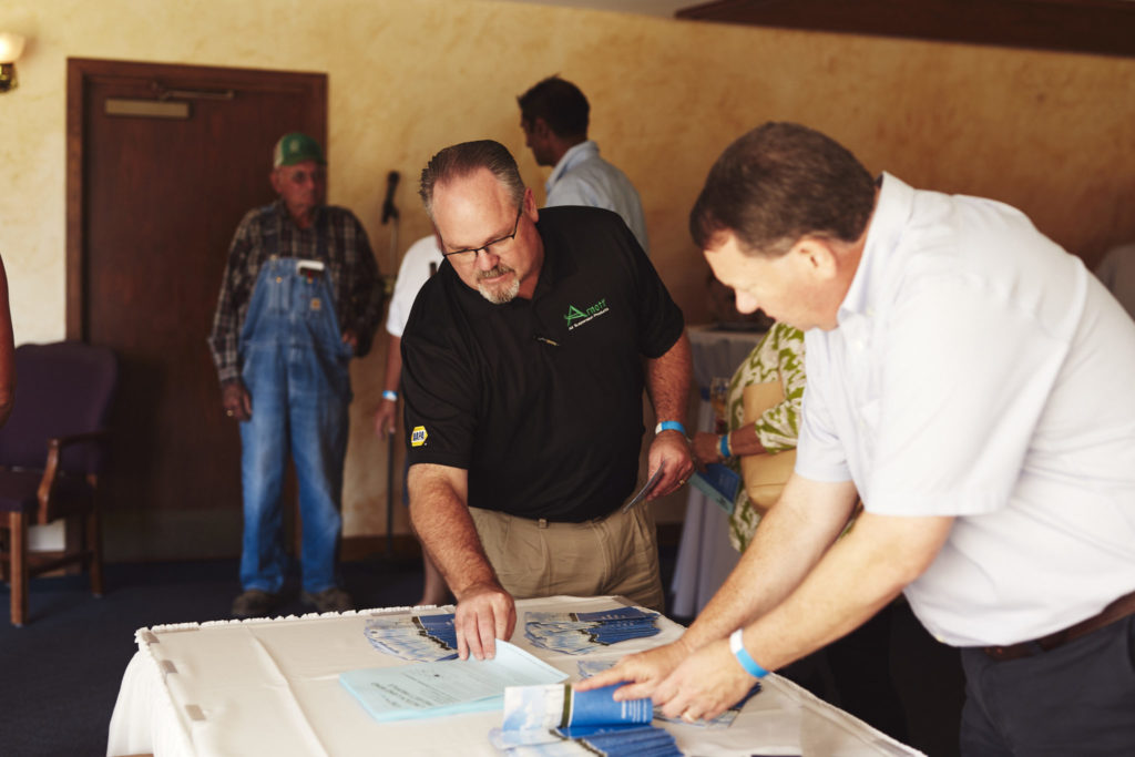 Local vendor representatives network and learn about wind farm construction in Morgan County, Illinois.