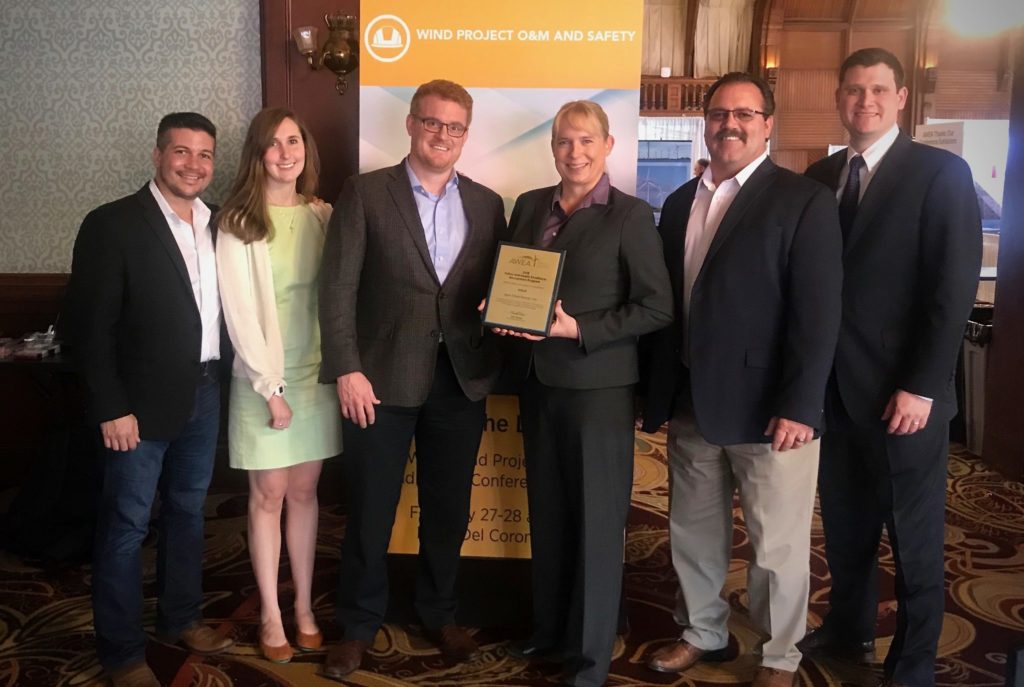 Members of Apex’s asset management team accept the Gold Award at the Wind Project O&M and Safety Conference in San Diego.